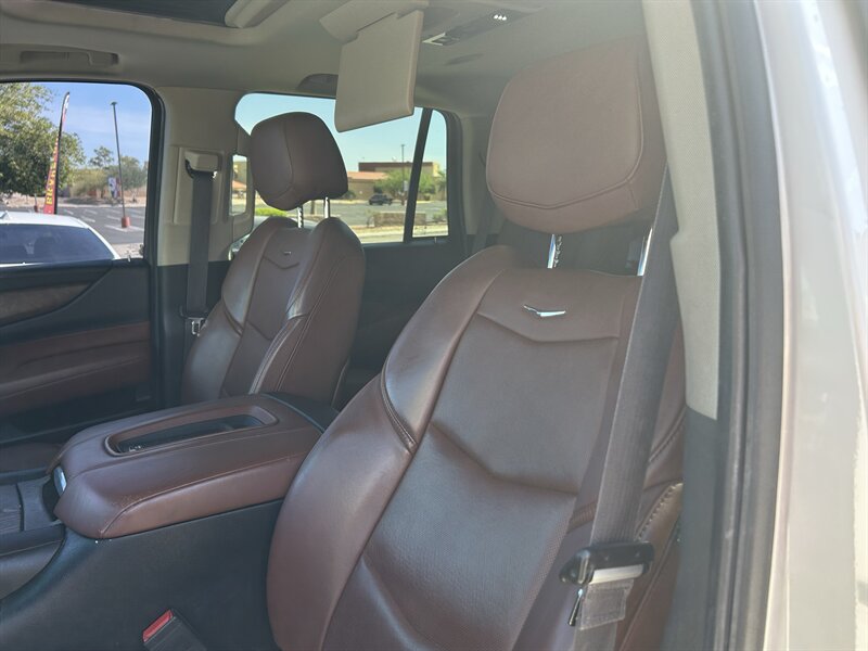 2015 Cadillac Escalade Premium - Photo 31 - Fountain Hills, AZ 85268