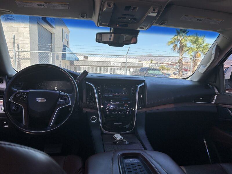 2015 Cadillac Escalade Premium - Photo 14 - Fountain Hills, AZ 85268