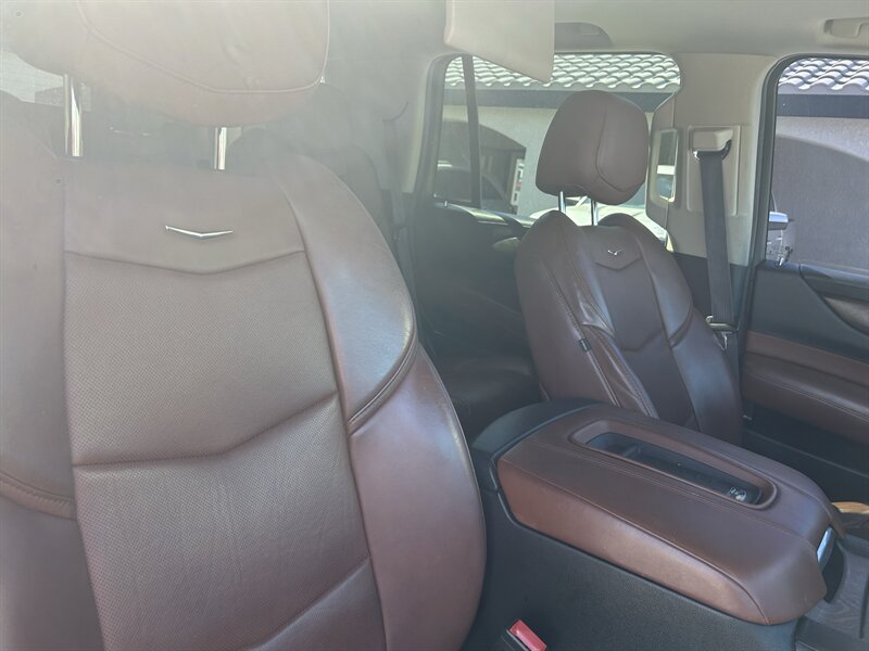 2015 Cadillac Escalade Premium - Photo 30 - Fountain Hills, AZ 85268