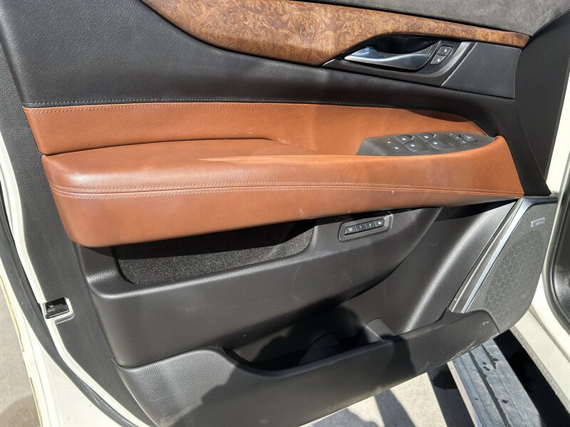 2015 Cadillac Escalade Premium - Photo 39 - Fountain Hills, AZ 85268