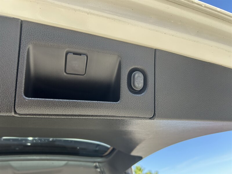 2015 Cadillac Escalade Premium - Photo 36 - Fountain Hills, AZ 85268