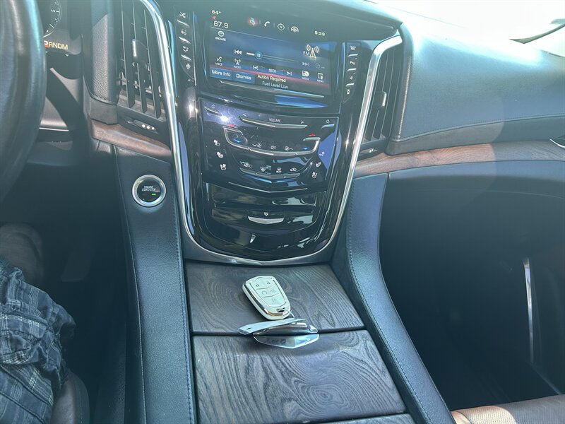 2015 Cadillac Escalade Premium - Photo 21 - Fountain Hills, AZ 85268
