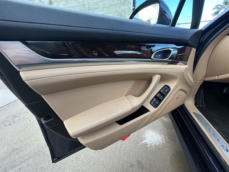 2016 Porsche Panamera S - Photo 27 - Lake Havasu City, AZ 86403