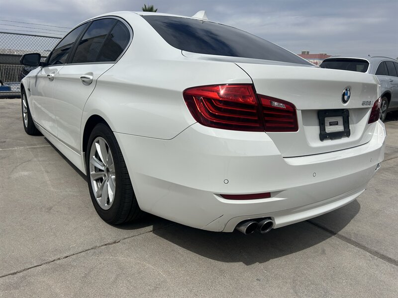 2016 BMW 528i - Photo 11 - Lake Havasu City, AZ 86403