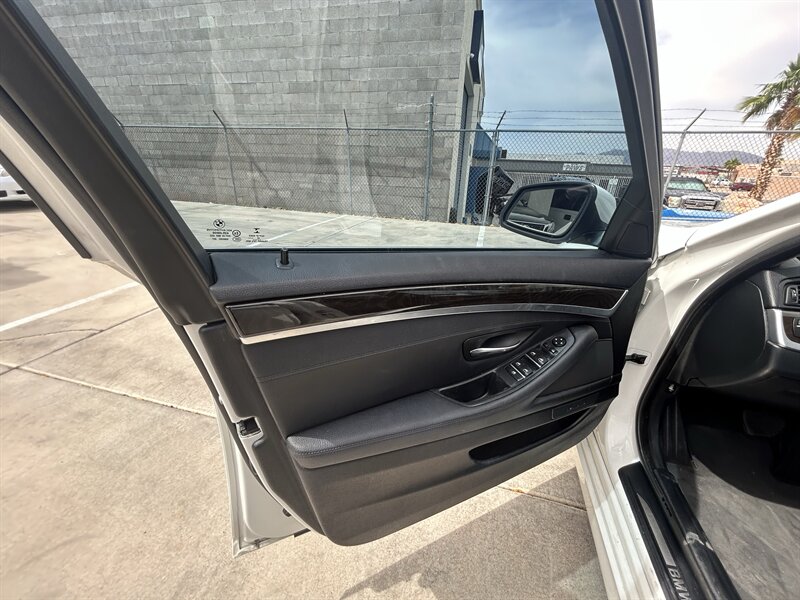 2016 BMW 528i - Photo 33 - Lake Havasu City, AZ 86403