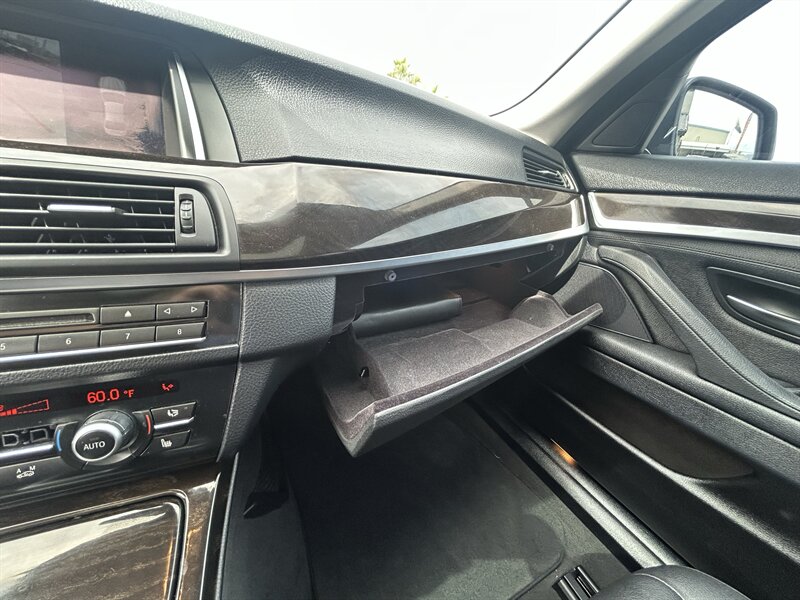 2016 BMW 528i - Photo 21 - Lake Havasu City, AZ 86403