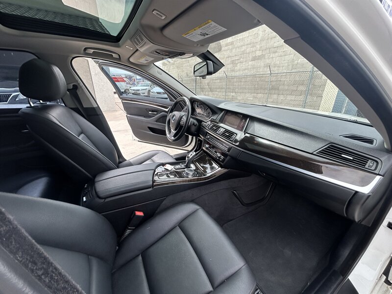2016 BMW 528i - Photo 36 - Lake Havasu City, AZ 86403