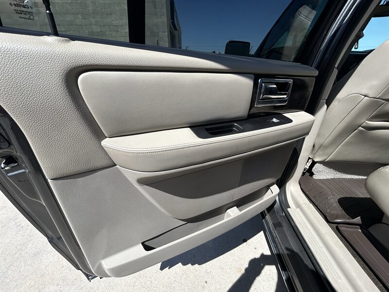 2015 Lincoln Navigator L - Photo 34 - Fountain Hills, AZ 85268