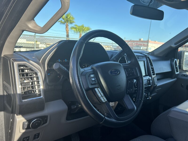 2015 Ford F-150 XLT - Photo 14 - Fountain Hills, AZ 85268