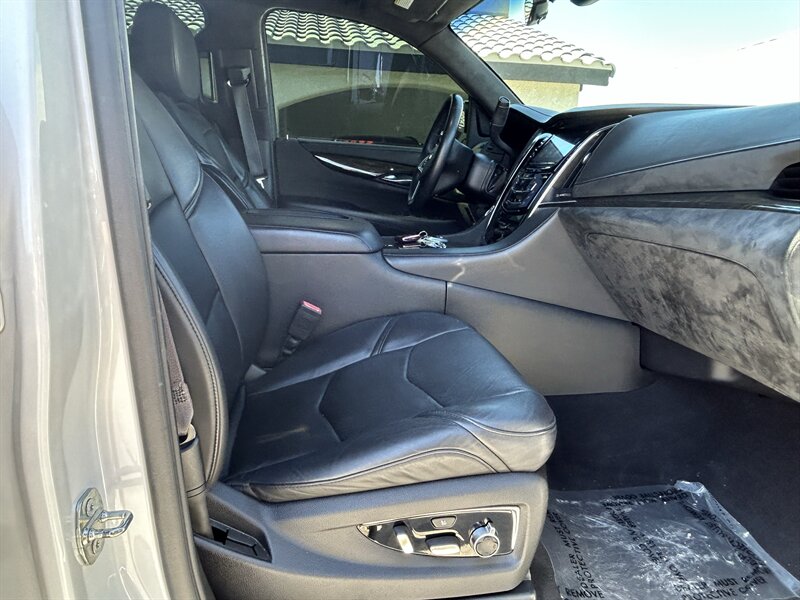 2017 Cadillac Escalade Platinum - Photo 30 - Fountain Hills, AZ 85268