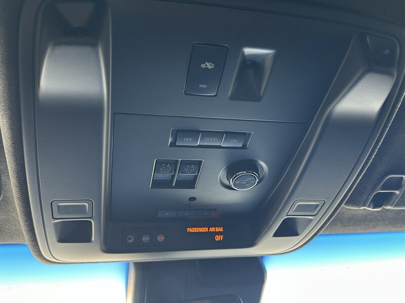 2017 Cadillac Escalade Platinum - Photo 18 - Fountain Hills, AZ 85268