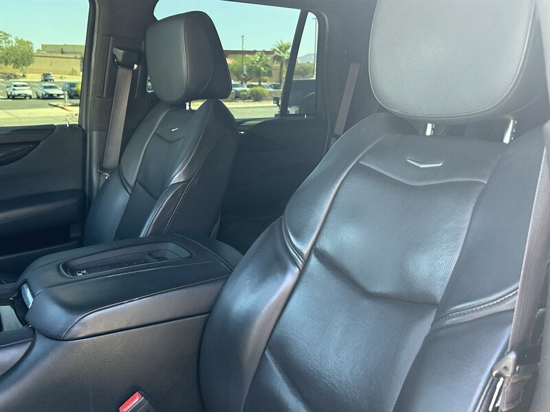 2017 Cadillac Escalade Platinum - Photo 21 - Fountain Hills, AZ 85268
