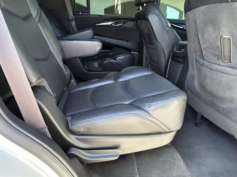 2017 Cadillac Escalade Platinum - Photo 31 - Fountain Hills, AZ 85268