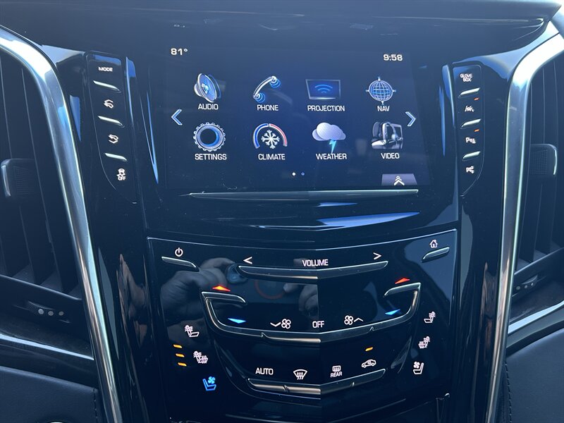 2017 Cadillac Escalade Platinum - Photo 16 - Fountain Hills, AZ 85268