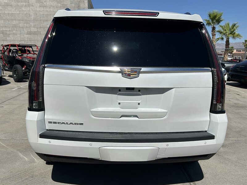 2017 Cadillac Escalade Platinum - Photo 12 - Fountain Hills, AZ 85268