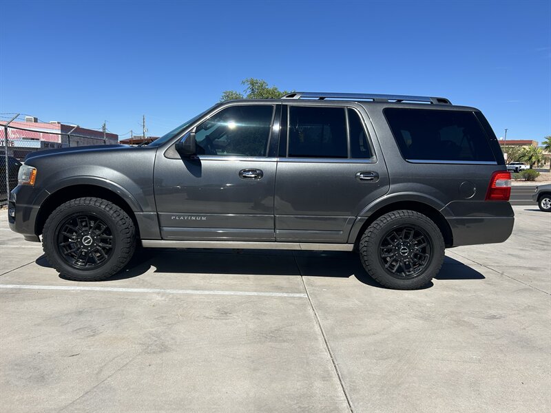 2017 Ford Expedition Platinum - Photo 3 - Fountain Hills, AZ 85268