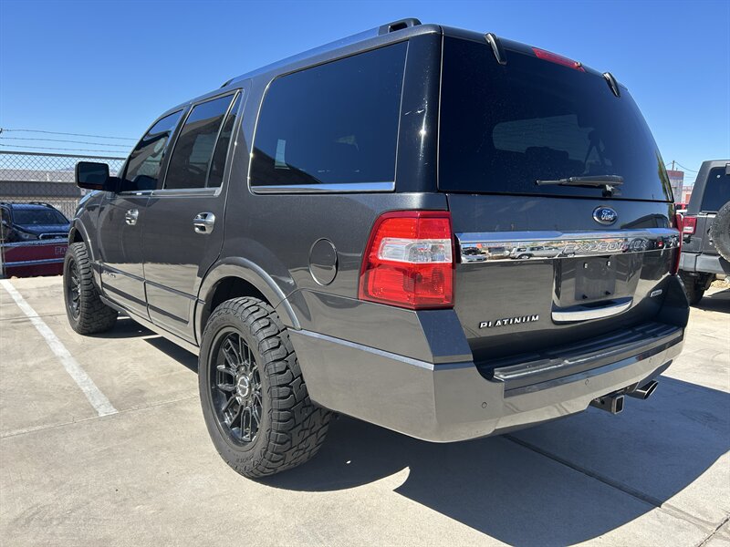 2017 Ford Expedition Platinum - Photo 4 - Fountain Hills, AZ 85268