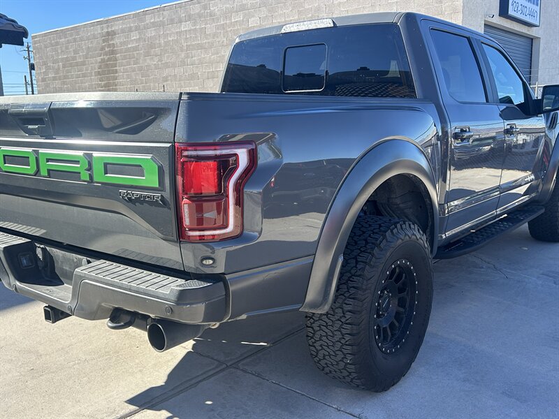 2018 Ford F-150 Raptor - Photo 12 - Lake Havasu City, AZ 86403