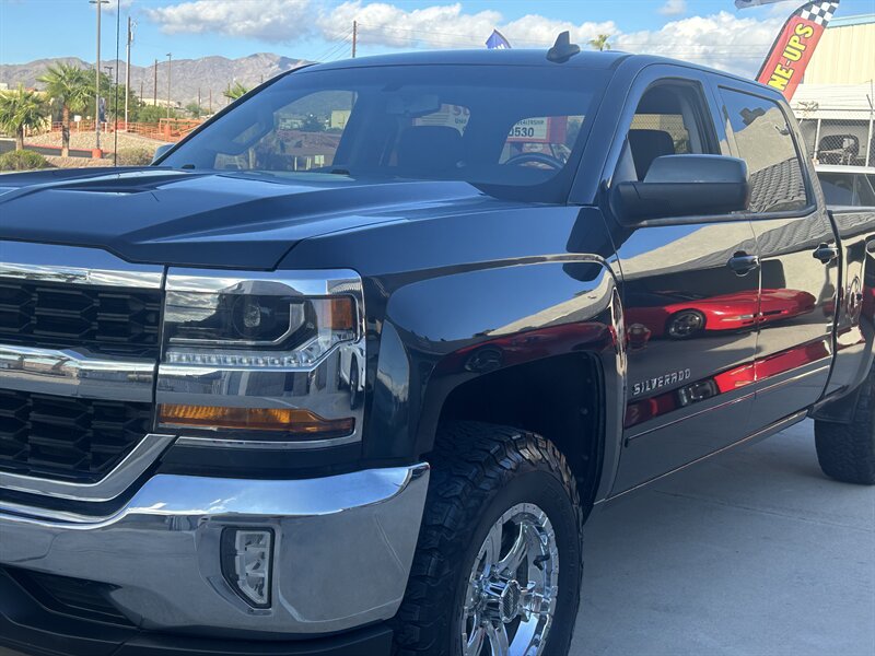 2018 Chevrolet Silverado 1500 LT   - Photo 12 - Lake Havasu City, AZ 86403