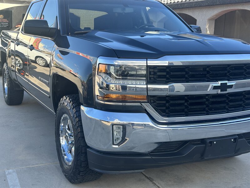 2018 Chevrolet Silverado 1500 LT   - Photo 9 - Lake Havasu City, AZ 86403