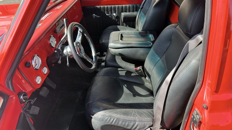 1969 Chevrolet C-10 Restomod - Photo 23 - Fountain Hills, AZ 85268