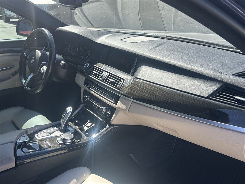 2015 BMW 535i xDrive   - Photo 15 - Lake Havasu City, AZ 86403