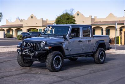 2020 Jeep Gladiator Sport Truck