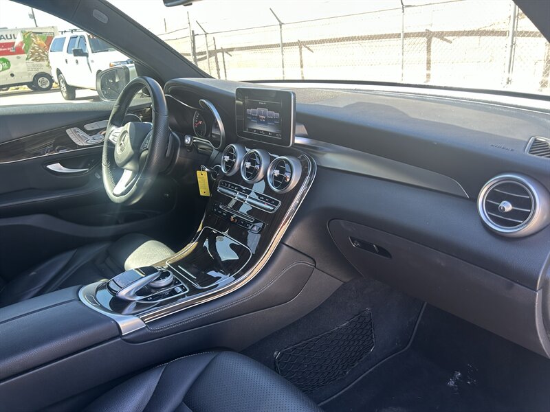2016 Mercedes-Benz GLC GLC 300 4MATIC - Photo 15 - Fountain Hills, AZ 85268