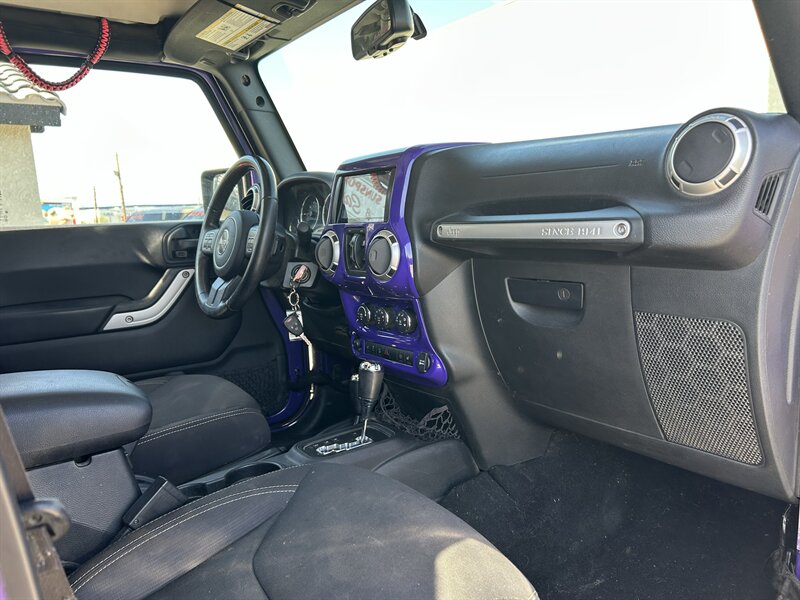 2017 Jeep Wrangler Unlimited Rubicon - Photo 16 - Fountain Hills, AZ 85268