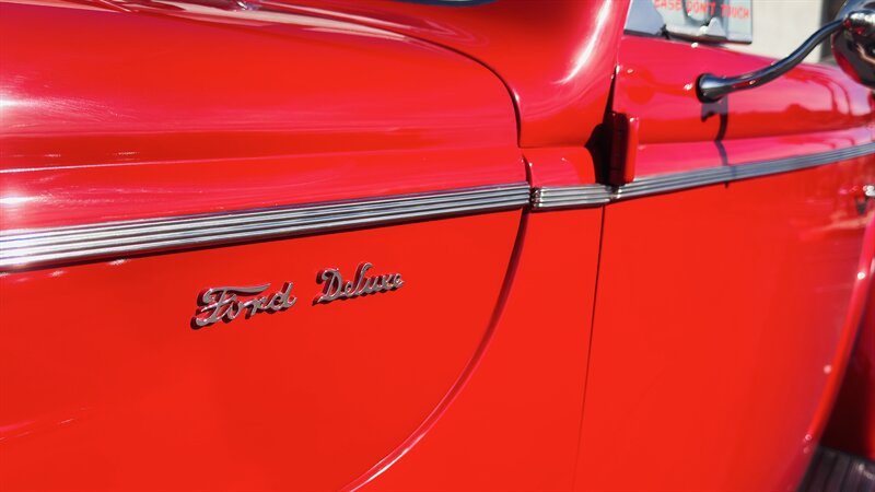 1940 Ford De Luxe Convertible Coupe - Photo 14 - Fountain Hills, AZ 85268