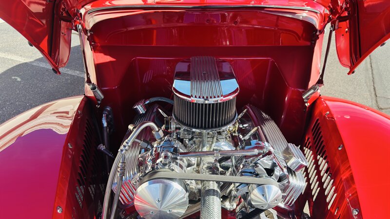 1940 Ford De Luxe Convertible Coupe - Photo 34 - Fountain Hills, AZ 85268
