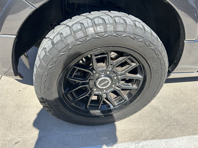 2017 Ford Expedition Platinum - Photo 31 - Fountain Hills, AZ 85268