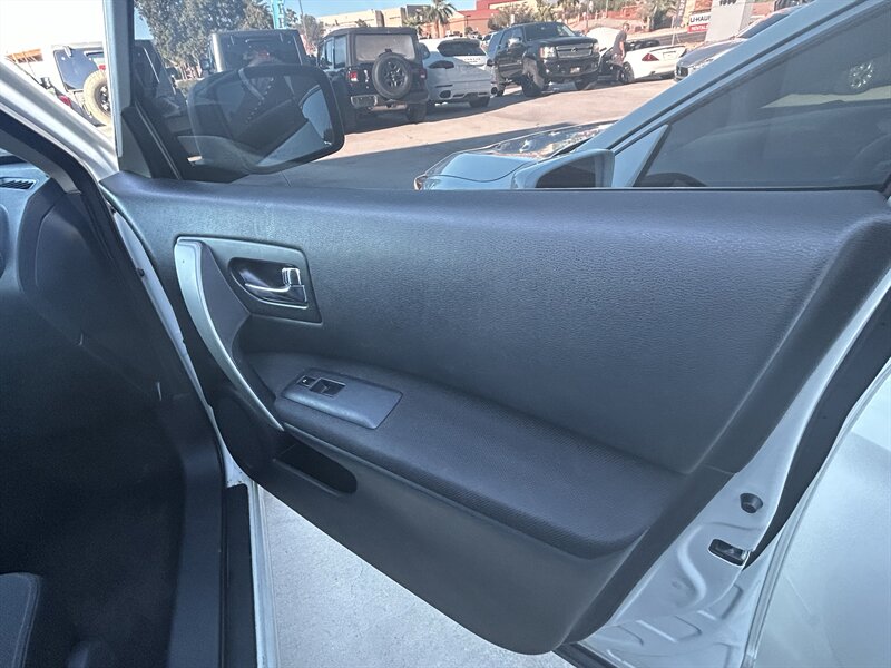 2011 Nissan Rogue S - Photo 13 - Fountain Hills, AZ 85268