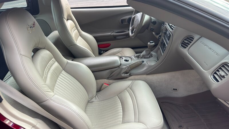 2003 Chevrolet Corvette 50th Anniversary Edition - Photo 10 - Fountain Hills, AZ 85268