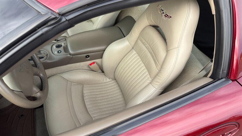 2003 Chevrolet Corvette 50th Anniversary Edition - Photo 7 - Fountain Hills, AZ 85268