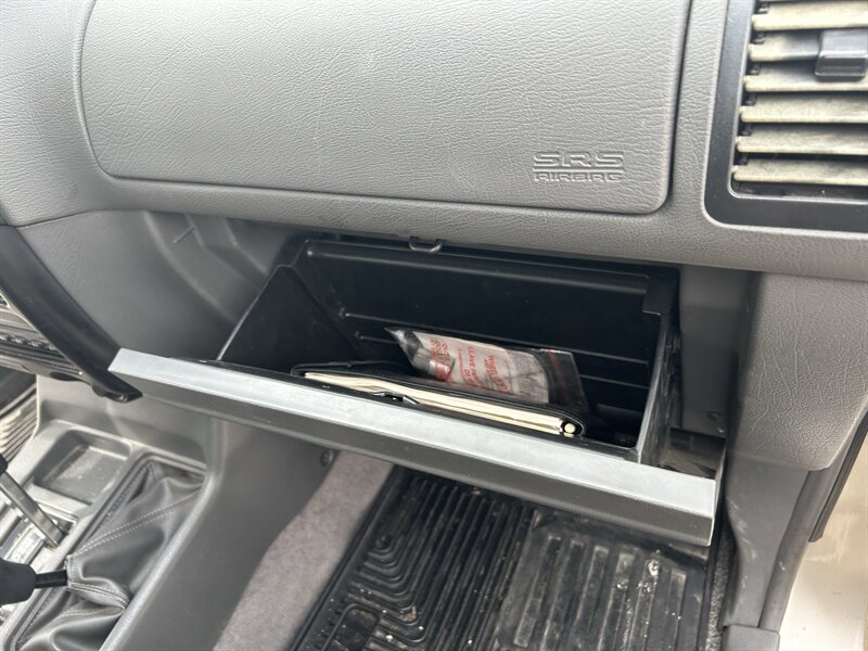 2000 Isuzu Trooper S 4dr S - Photo 32 - Fountain Hills, AZ 85268