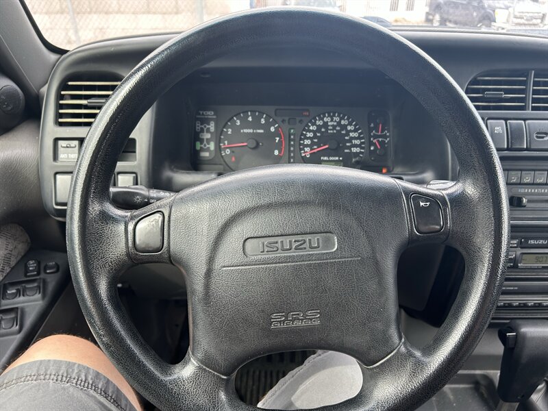 2000 Isuzu Trooper S 4dr S - Photo 15 - Fountain Hills, AZ 85268