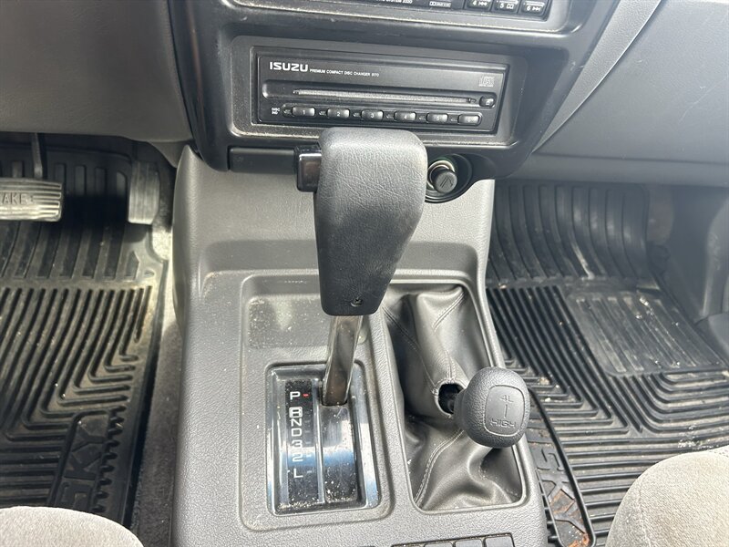 2000 Isuzu Trooper S 4dr S - Photo 18 - Fountain Hills, AZ 85268