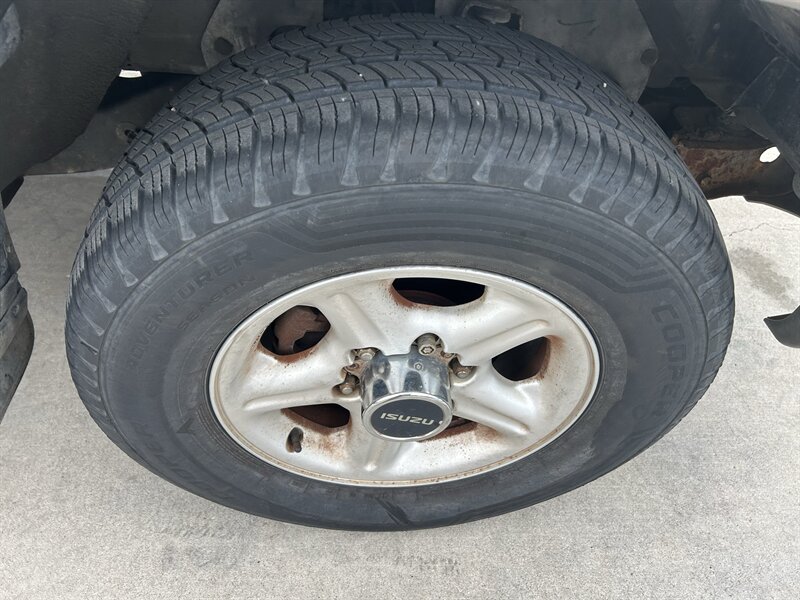 2000 Isuzu Trooper S 4dr S - Photo 25 - Fountain Hills, AZ 85268