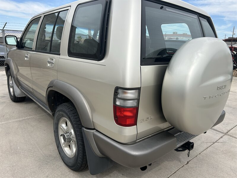2000 Isuzu Trooper S 4dr S - Photo 11 - Fountain Hills, AZ 85268