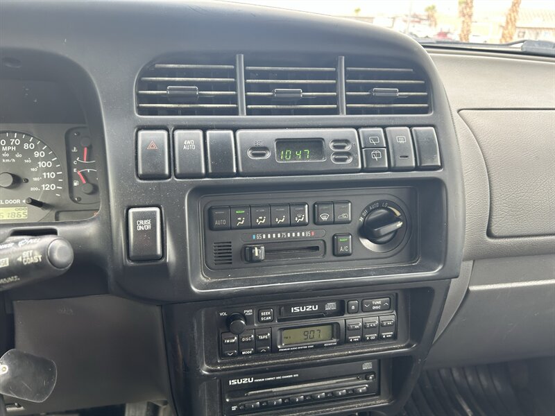 2000 Isuzu Trooper S 4dr S - Photo 17 - Fountain Hills, AZ 85268