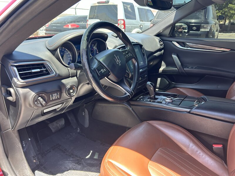 2018 Maserati Ghibli - Photo 15 - Fountain Hills, AZ 85268