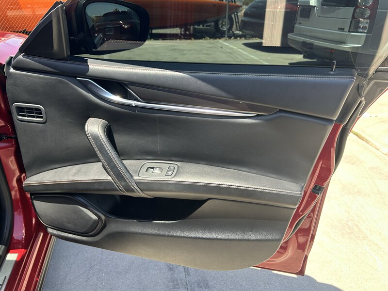 2018 Maserati Ghibli - Photo 39 - Fountain Hills, AZ 85268
