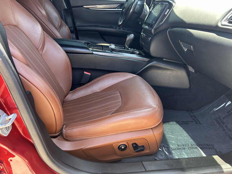 2018 Maserati Ghibli - Photo 18 - Fountain Hills, AZ 85268
