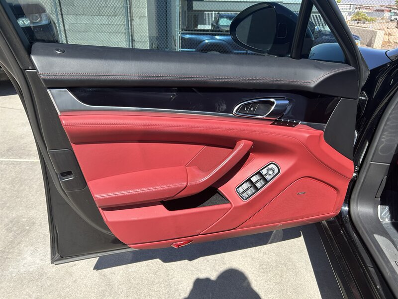 2016 Porsche Panamera - Photo 33 - Fountain Hills, AZ 85268