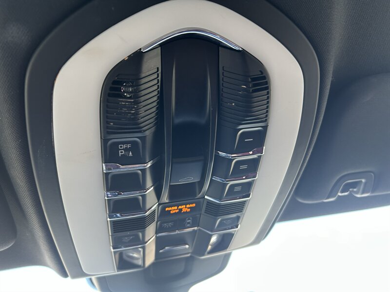 2016 Porsche Panamera - Photo 27 - Fountain Hills, AZ 85268