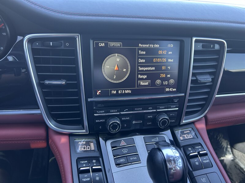 2016 Porsche Panamera - Photo 24 - Fountain Hills, AZ 85268