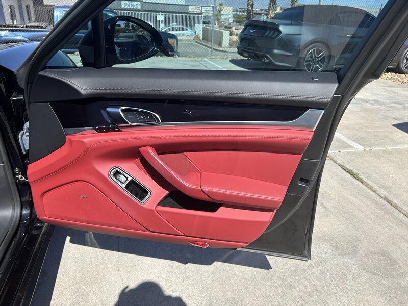 2016 Porsche Panamera - Photo 35 - Fountain Hills, AZ 85268