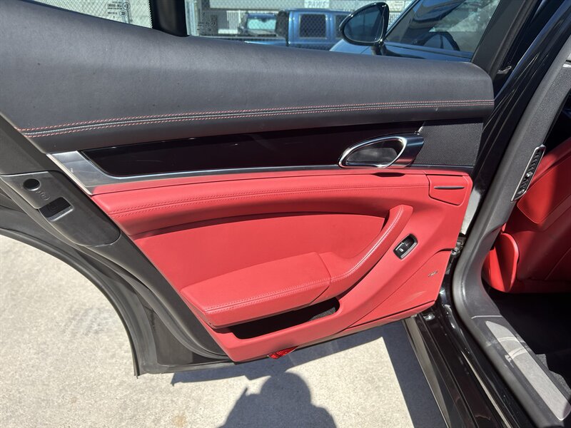 2016 Porsche Panamera - Photo 34 - Fountain Hills, AZ 85268