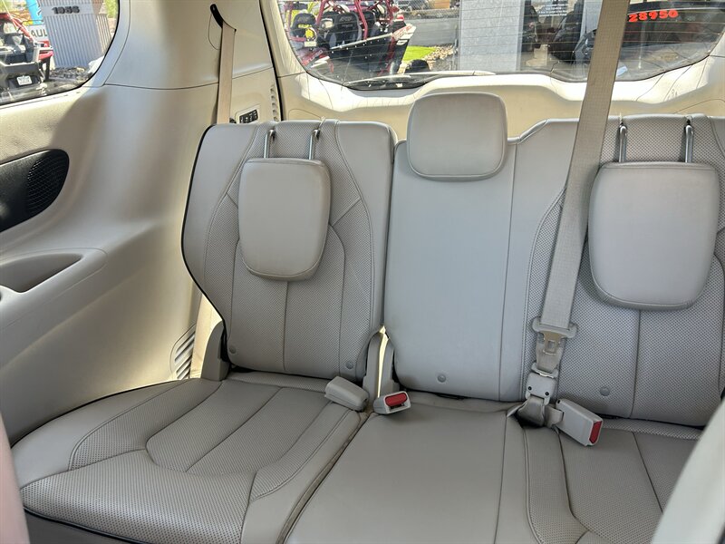 2021 Chrysler Pacifica Limited - Photo 21 - Fountain Hills, AZ 85268